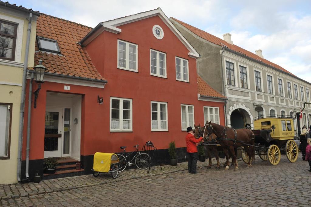 Bed & Coffee Ærøskøbing الغرفة الصورة